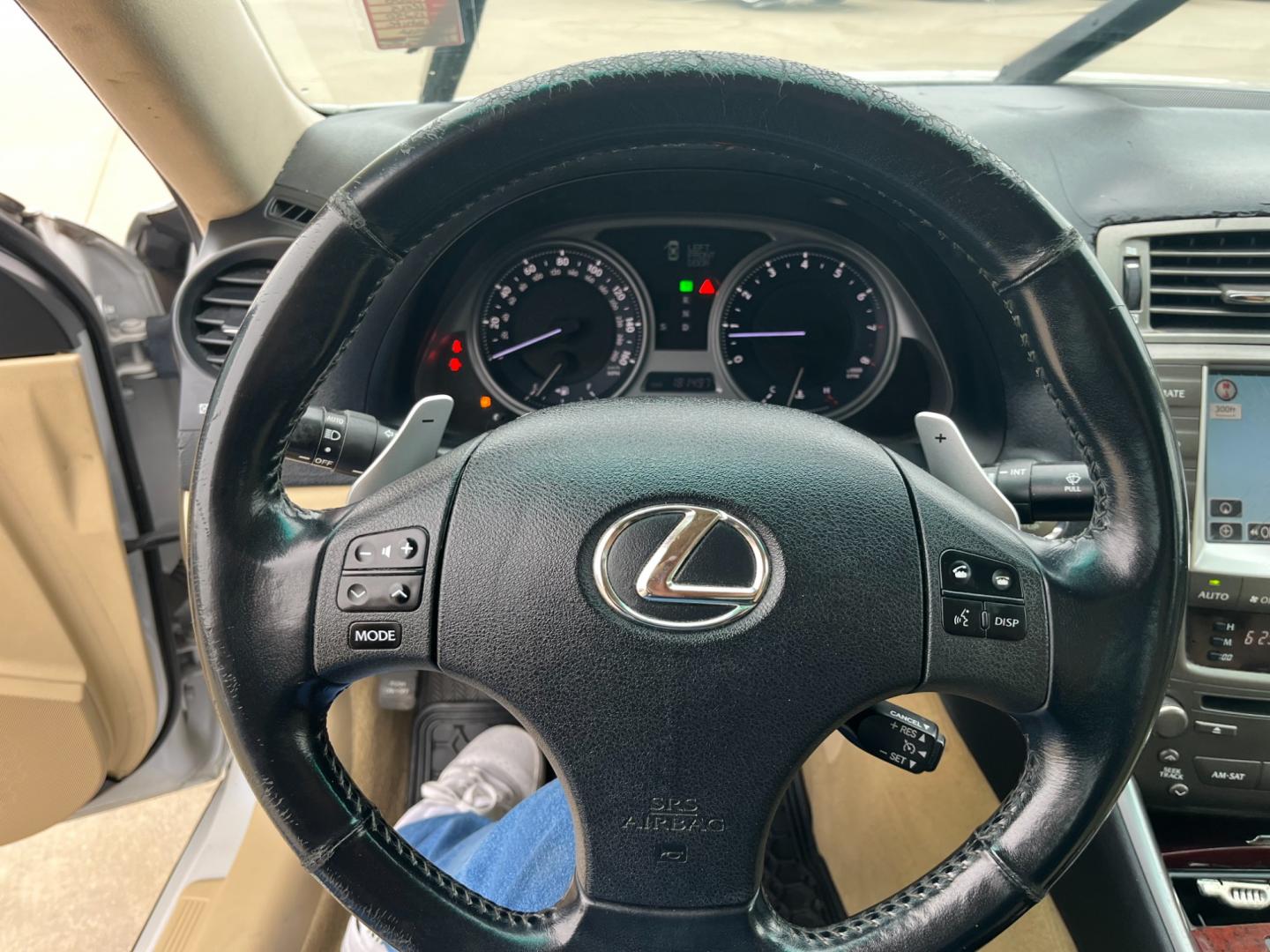 2008 white /TAN Lexus IS IS 250 6-Speed Manual (JTHBK262285) with an 2.5L V6 24V DOHC engine, 6-Speed Manual Overdrive transmission, located at 14700 Tomball Parkway 249, Houston, TX, 77086, (281) 444-2200, 29.928619, -95.504074 - Photo#14